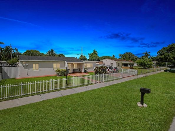 7550 SW 28th St Rd, Miami FL 33155