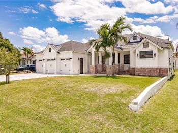 11240 NW 23rd St