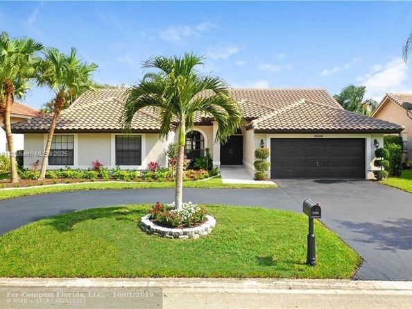 12180 NW 2nd St, Coral Springs FL 33071