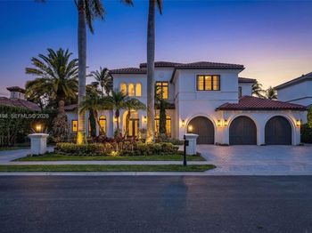 678 Hermitage Cir
