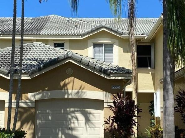 Undisclosed Address #A11925155, Weston FL 33327