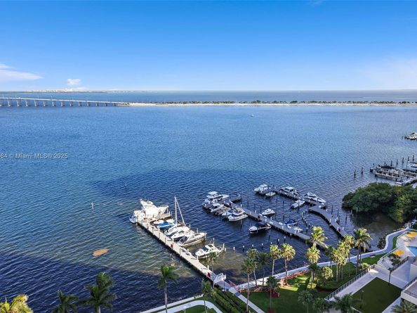 1541 Brickell Ave A2102, Miami FL 33129