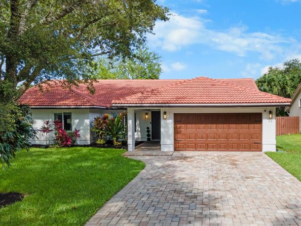 5145 NW 99TH Way, Coral Springs FL 33076
