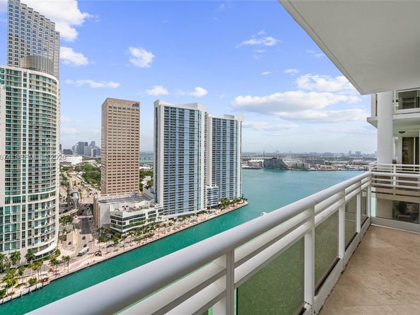 901 Brickell Key Blvd 2804, Miami FL 33131
