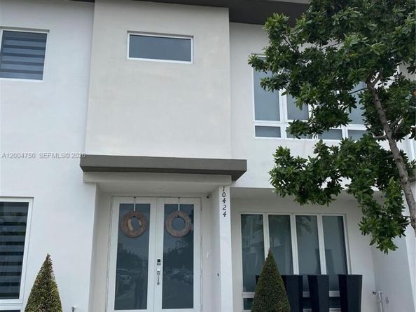 10424 NW 63rd Ter, Doral FL 33178
