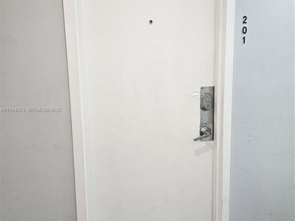 750 Collins Ave 201, Miami Beach FL 33139