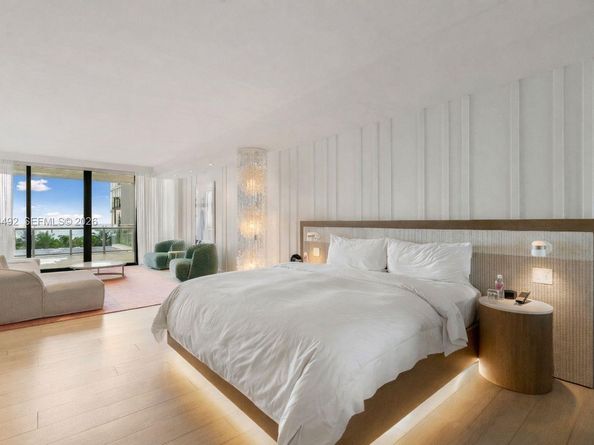 2201 Collins Ave 532, Miami Beach FL 33139