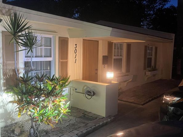 3011 NW 68th St 10F, Fort Lauderdale FL 33309