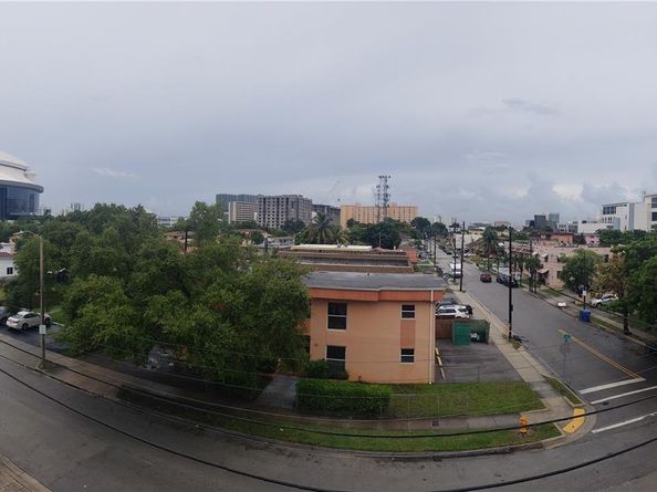 Undisclosed Address #A11792478, Miami FL 33125