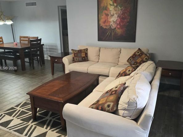 524 Osprey Dr 10B, Delray Beach FL 33444