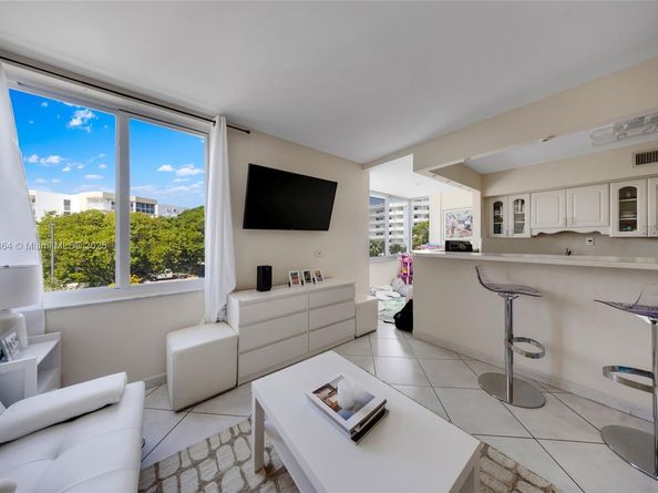 250 180th Dr 352, Sunny Isles Beach FL 33160