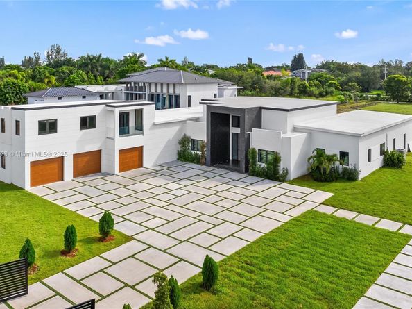 17301 SW 52nd Ct, Southwest Ranches FL 33331