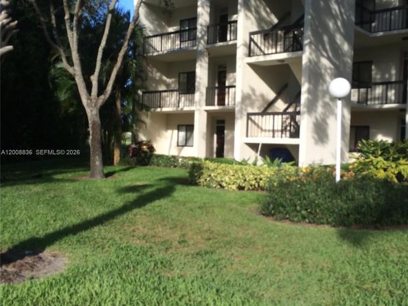 2500 Presidential Way 101, West Palm Beach FL 33401