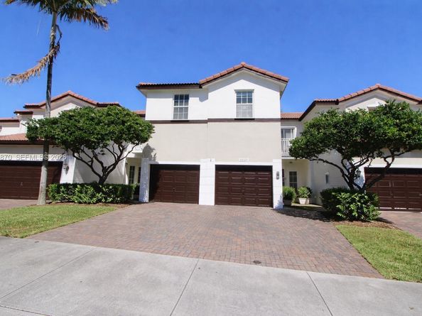 11531 NW 79th Ln, Doral FL 33178
