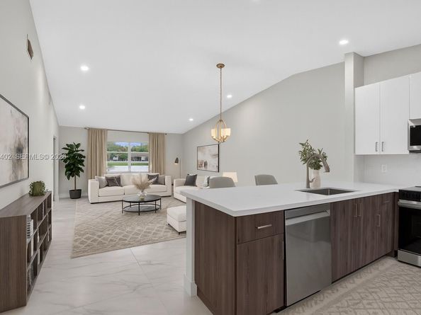 8127 Songbird Ter, Boca Raton FL 33496