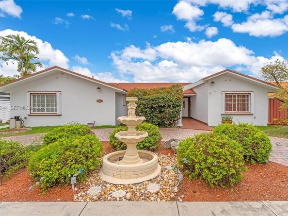 1232 SW 132nd Ct, Miami FL 33184