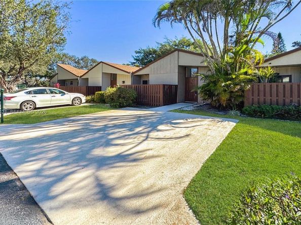 22278 Misty Woods Way, Boca Raton FL 33428