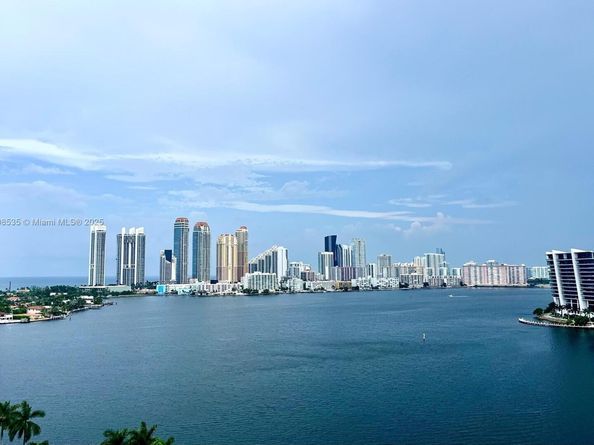 3530 Mystic Pointe Dr 1711, Aventura FL 33180