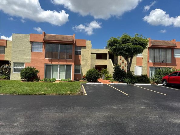 9350 W Flagler St 105A, Miami FL 33174