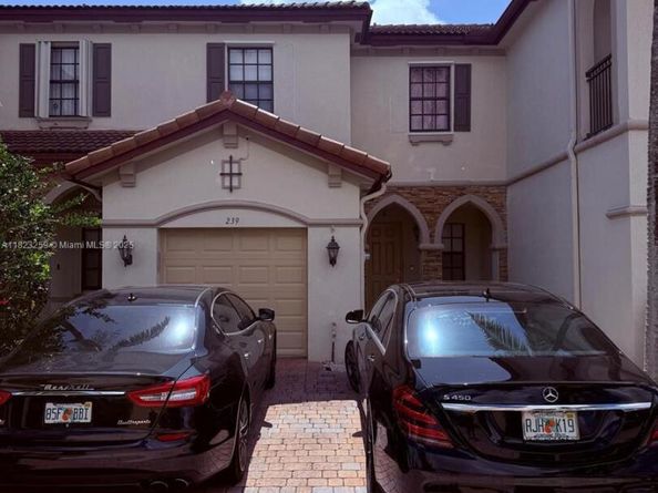 239 SE 37th Pl, Homestead FL 33033