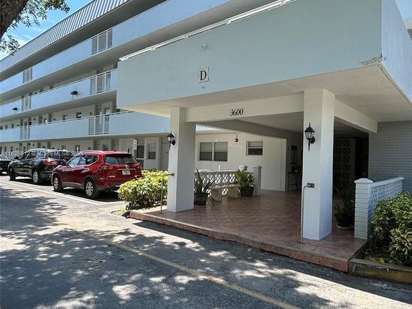 3600 NE 170th St 411, North Miami Beach FL 33160