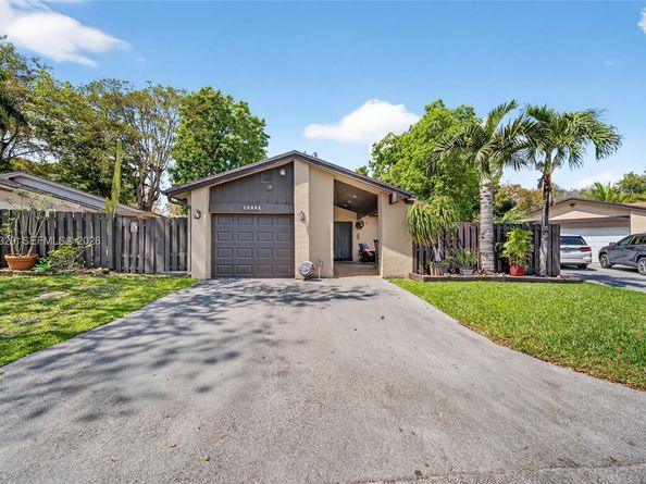 10861 SW 132nd Cir Ct, Miami FL 33186