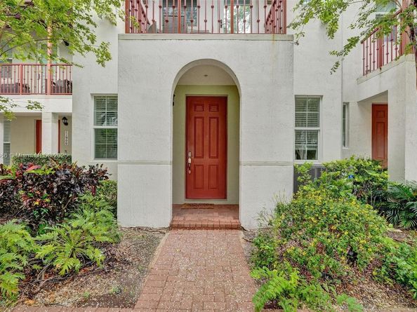 11898 SW 25th Ct 103, Miramar FL 33025