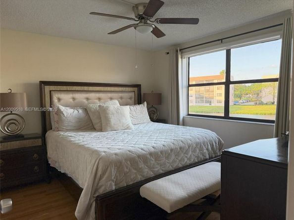 10467 Sunrise Lakes Blvd 205, Sunrise FL 33322