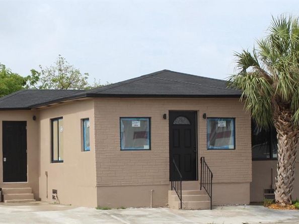 107 W Pembroke Rd, Hallandale Beach FL 33009