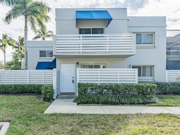 510 NW 97th Ave, Plantation FL 33324