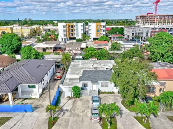 859 E 23rd St, Hialeah FL 33013