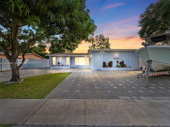 2050 NW 83rd Ave, Sunrise FL 33322