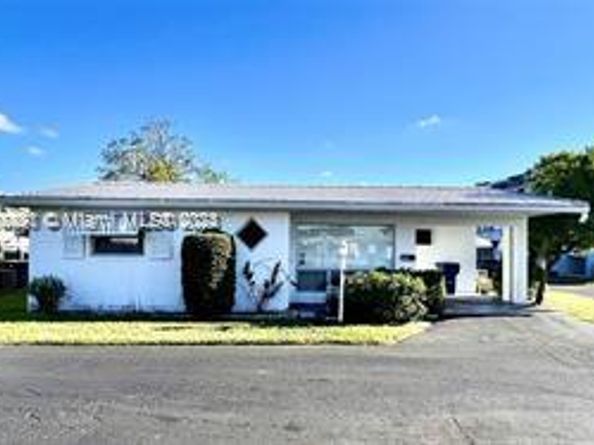 Undisclosed Address #A11608491, Hollywood FL 33024