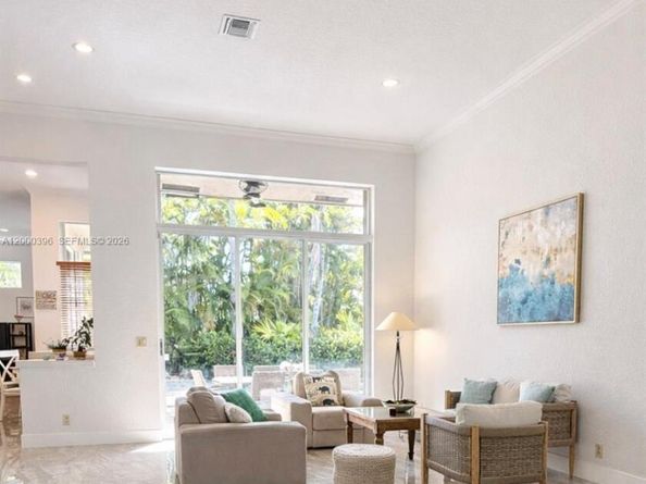 3700 Oak Ridge Ln, Weston FL 33331