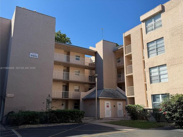 9495 Evergreen Pl 102, Davie FL 33324