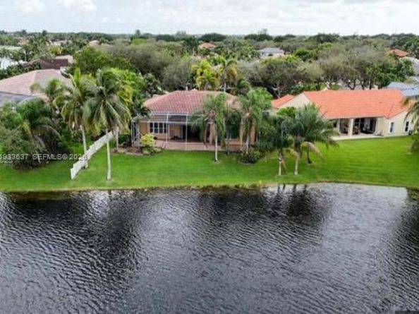 13877 SW 50th St, Miramar FL 33027