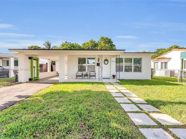 2851 Washington St, Hollywood FL 33020