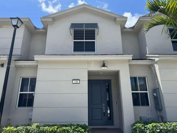 336 NW 8th Ct, Pompano Beach FL 33060