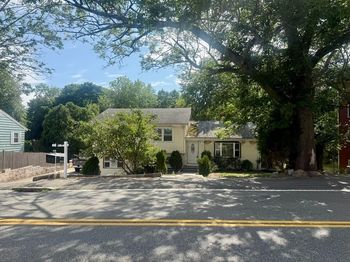 237 Summer St