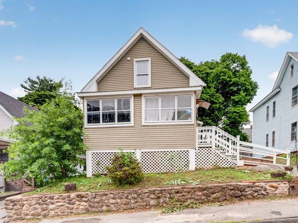 8 Gilman Street, Worcester MA 01605