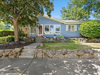 11 Longview Rd