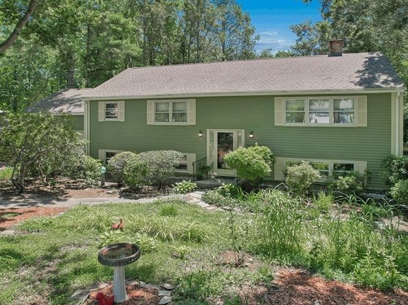 19 Hickory Drive, Worcester MA 01609