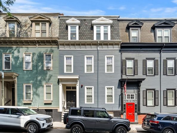 16 Trenton St 3, Boston MA 02129