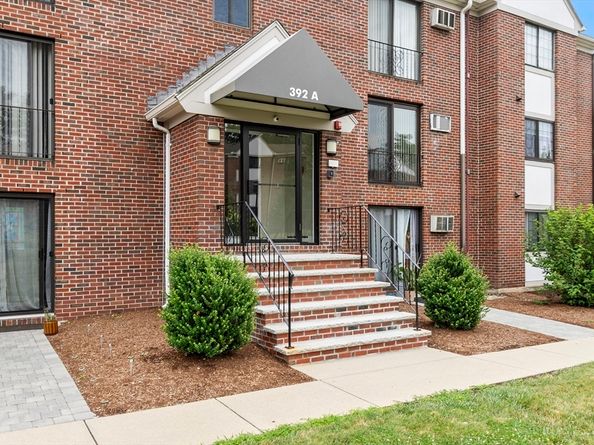 392 Great Rd A104, Acton MA 01720