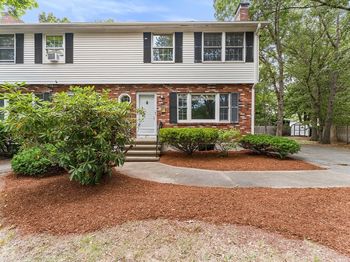 27 Quincy Ave