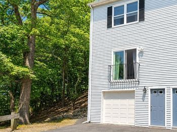 25 Gediminas St