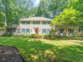 10 Wingate Ln