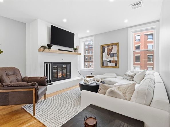 129 North Washington St 3, Boston MA 02113