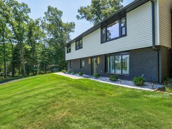 17 Institute Rd