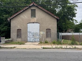 138 Perkins Avenue